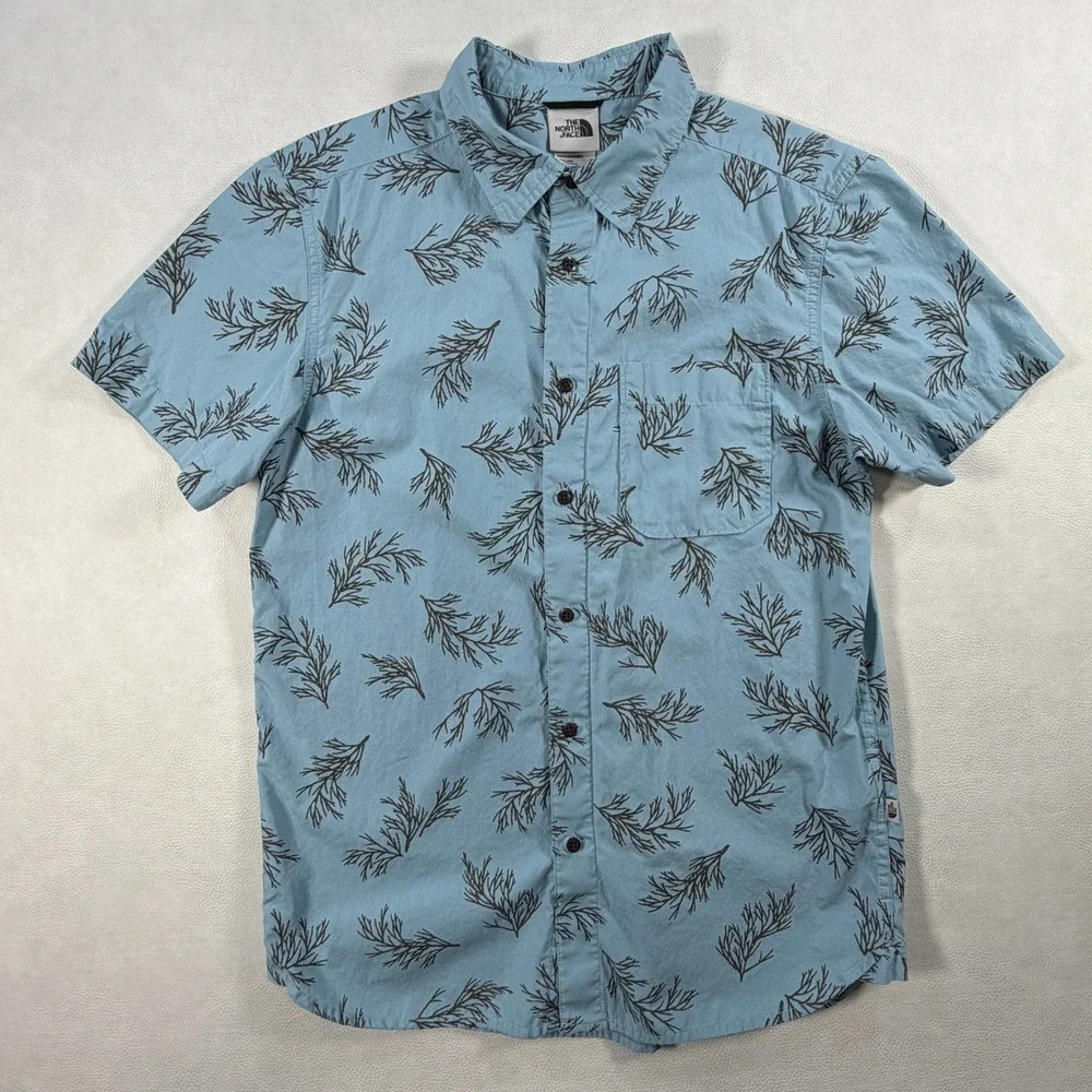The North Face Mens Medium Blue Seaweed Print Cotton Short Sleeve Button Shirt